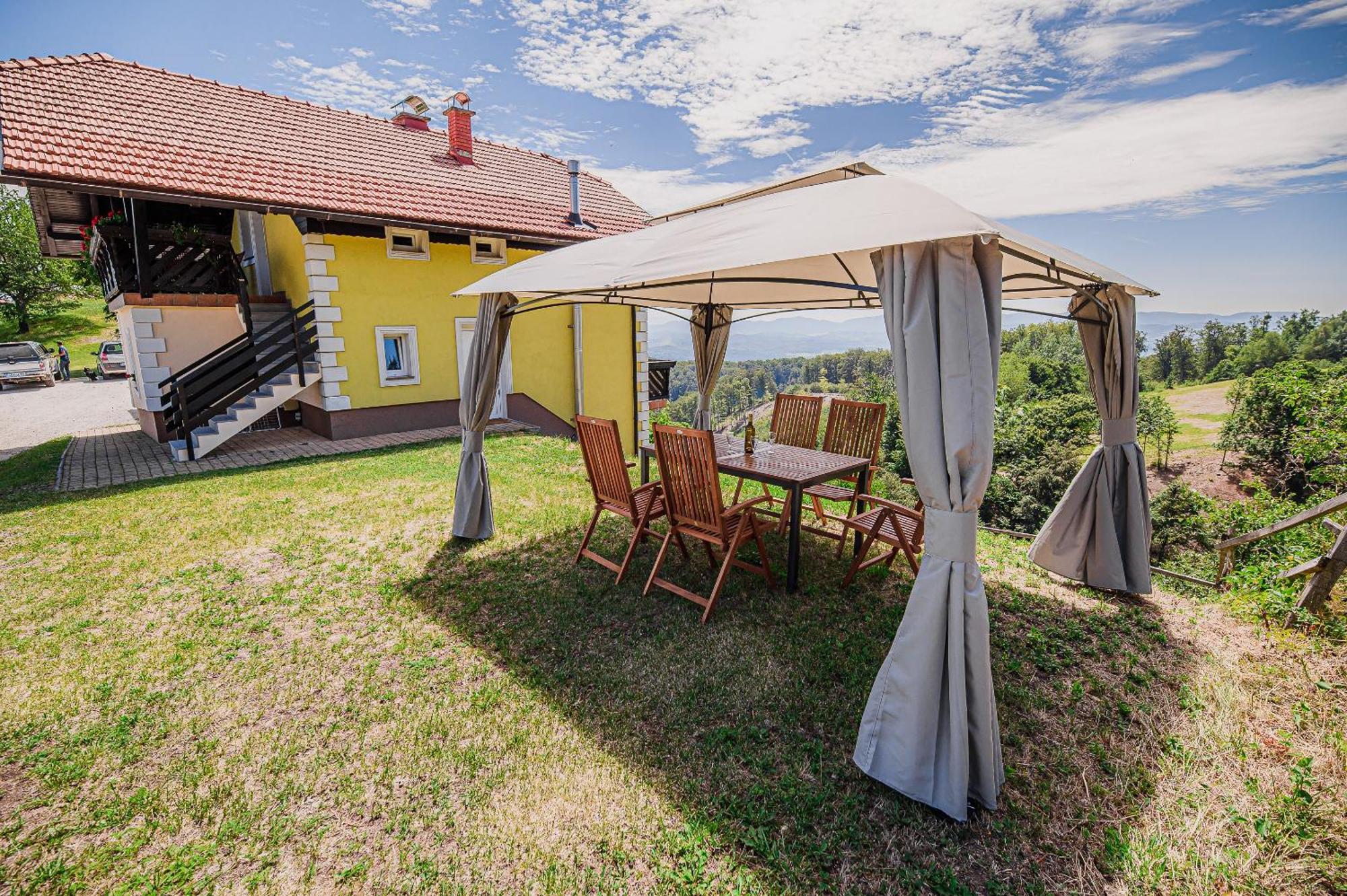 Eko Pony Ranch Ogrizek Daire Podčetrtek Oda fotoğraf